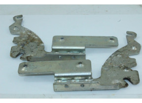 Charnière droite de porte 1741810202