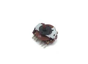Commutateur marron 32009866