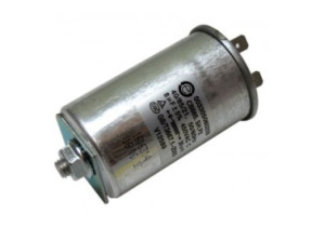 Condensateur (8uf) 00330506020