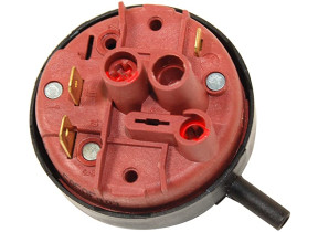 Pressotat de niveau 1528189028