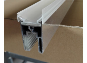 Profilé avec joint d\'étanchéité intérieur, 1970mm, chrome 221RE005