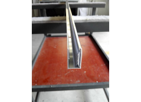 Profilé mural avec joint à l\'intérieur,1949mm, chrome 221EA001