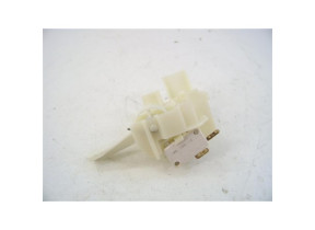 Sécurité de porte de chassis 57X2564