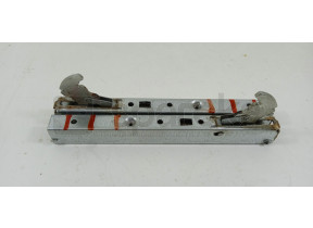 Front door hinge*shorter type* 410100129