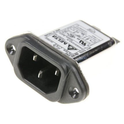 Prise male avec filtre antiparasites